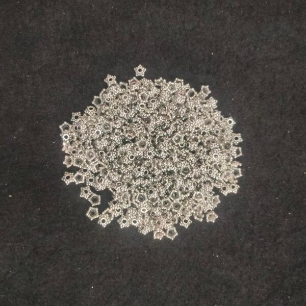 Beads Cap 302