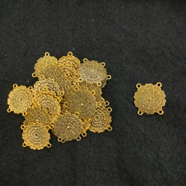 Connector Charms 506