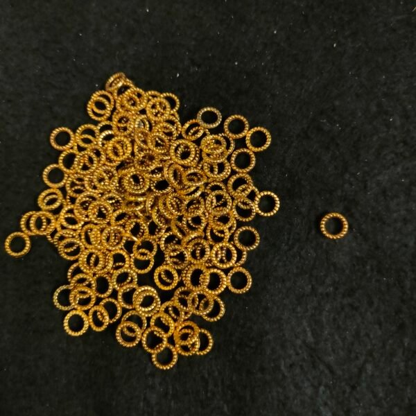 Gaping Beads 701
