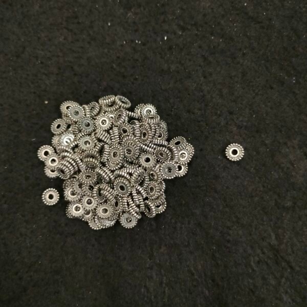 Gaping Beads 705