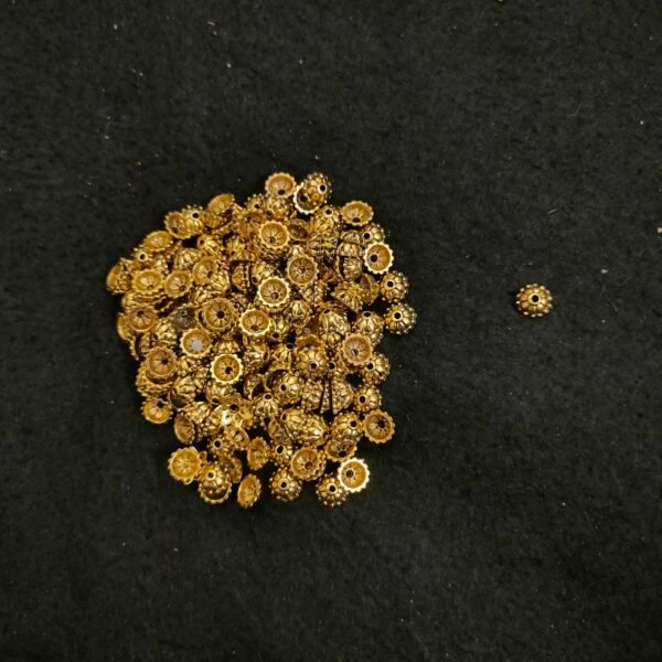 Beads Cap 307