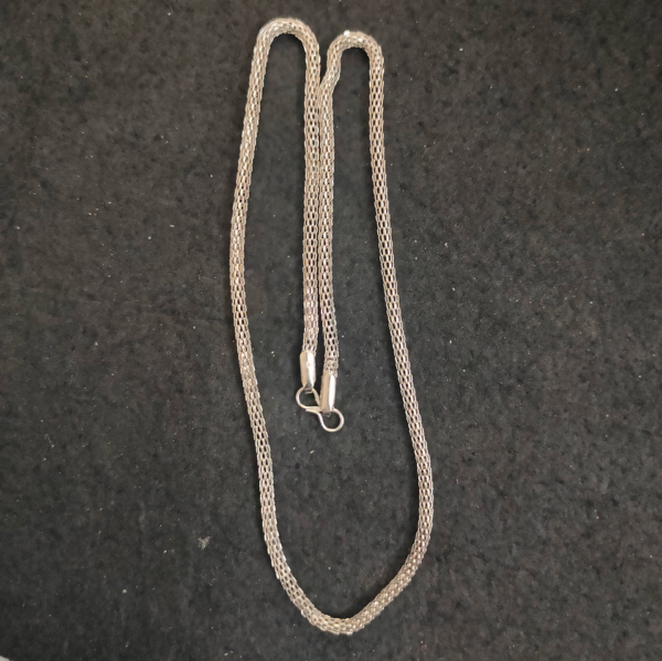 Chain 1529
