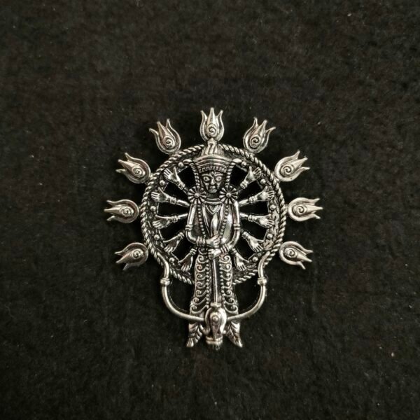 God Pendant 001220