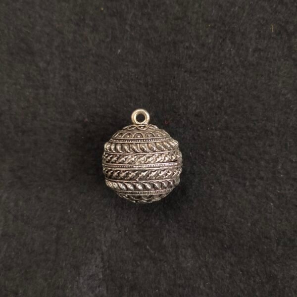 Handmade Hanging Ball 001101