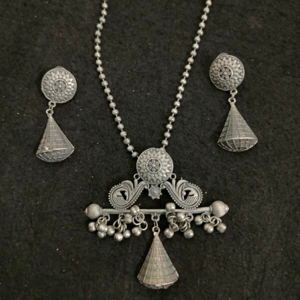 Ready Made 002084