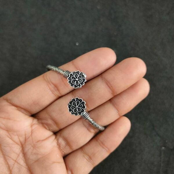 Braslate & adjustable bangles 003089
