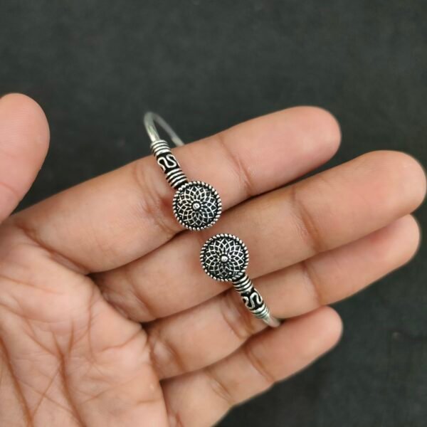 Braslate & adjustable bangles 003085