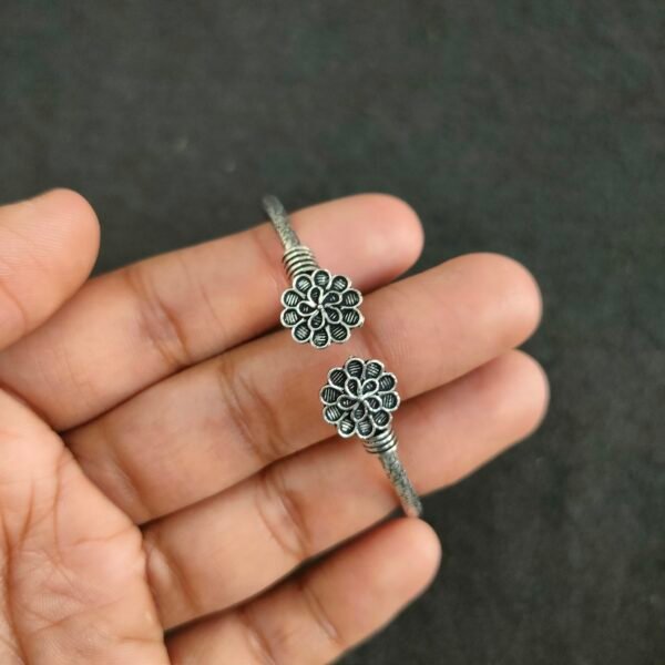 Braslate & adjustable bangles 003076