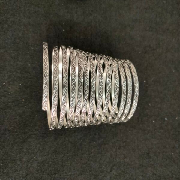 Braslate & adjustable bangles 003070