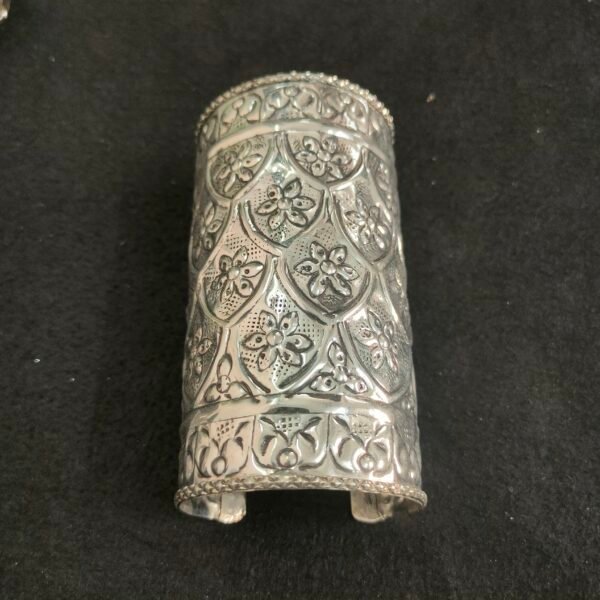 Braslate & adjustable bangles 003058