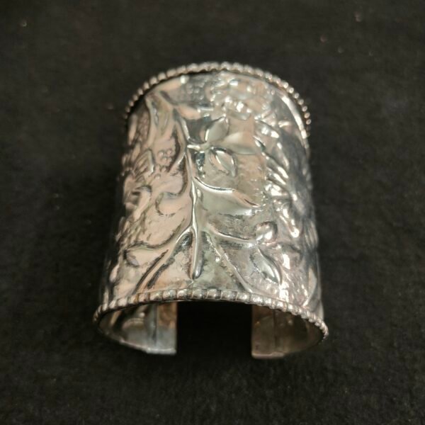 Braslate & adjustable bangles 003042