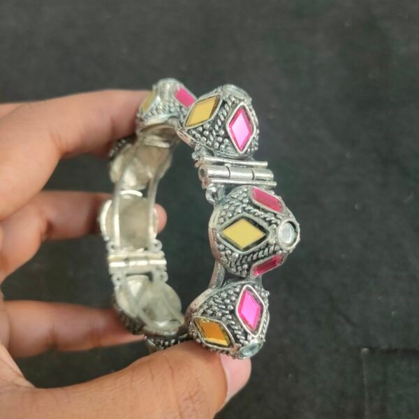 Braslate & adjustable bangles 003013