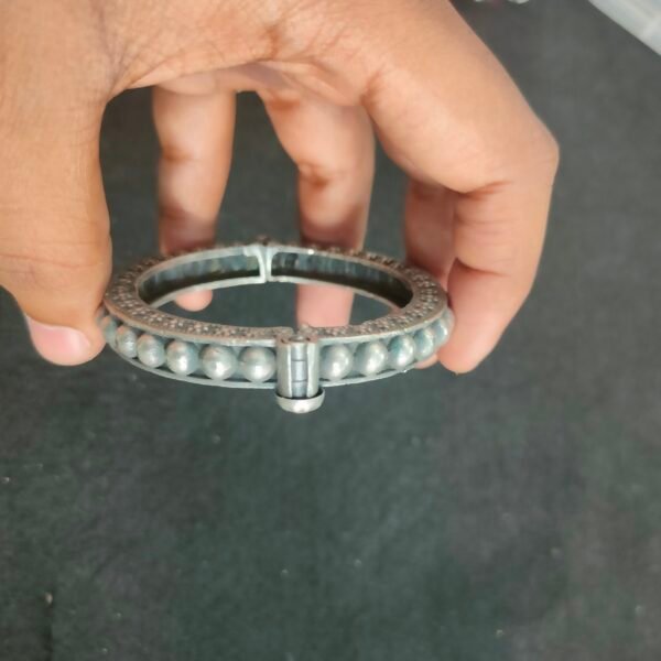 Braslate & adjustable bangles 003010