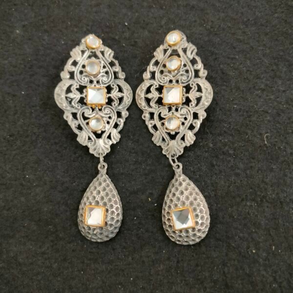 Earrings 003693