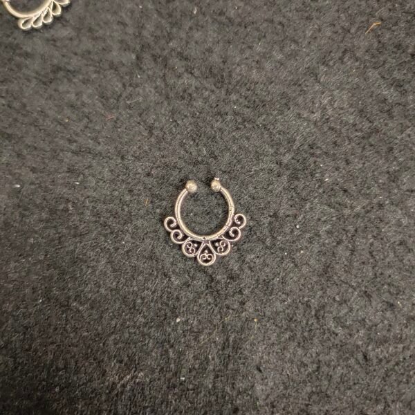Nose Pin 004018