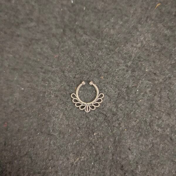 Nose Pin 004017
