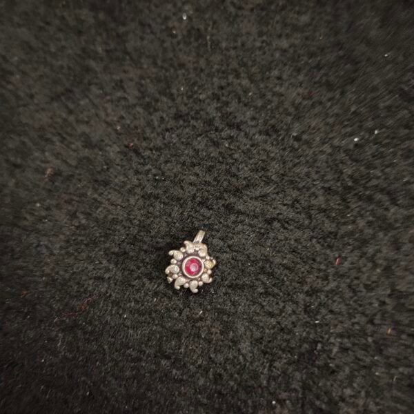 Nose Pin 004011
